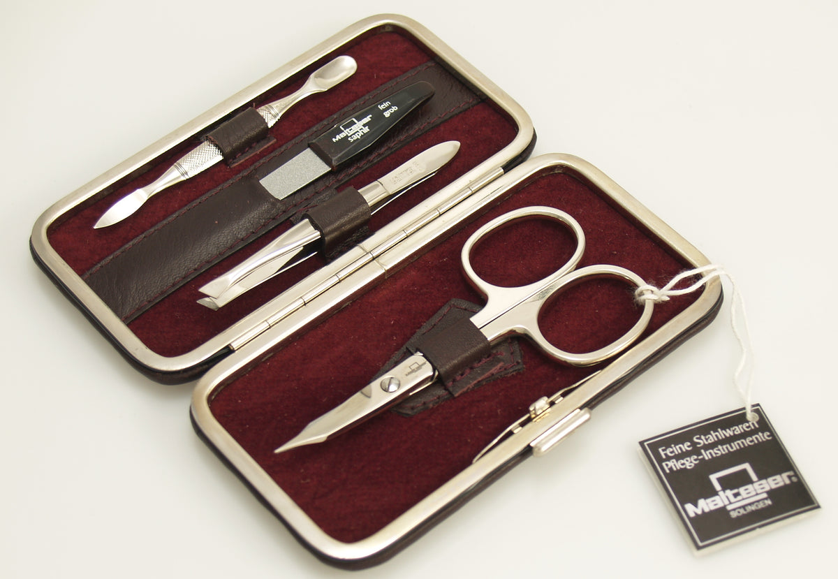 Malteser Manicure-etui 4-delig wijnrood nappaleer 1.00 Set