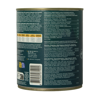 Yarrah Hond brokjes kip in saus bio 820 Gram